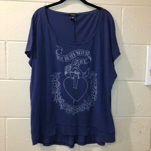 Torrid Blue & White “My Heart Bleeds for You” Short Sleeve T-Shirt Size 1X